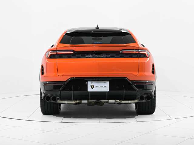 ランボルギーニ ウルス SE 4WD の中古車詳細 (997km, オレンジ, 東京都