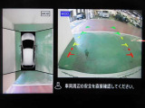 アラウンドビューモニターで車庫入れも空から見ている様に駐車できラクラクです。