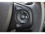 安全運転支援システムHonda SENSINGを搭載。アダプティブクルーズコントロール、車線維持など複数の先進技術で安心・快適なドライブをサポートします。