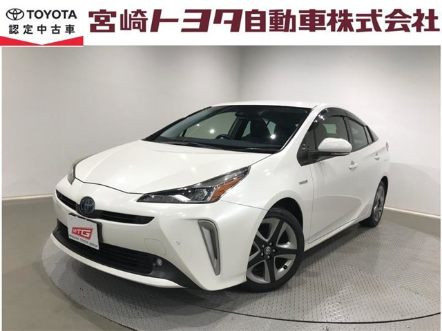 トヨタ プリウス 