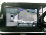 アラウンドビュ-モニタ-装備。上から見下ろしているような映像が表示されるので、車庫入れ時も安心です!