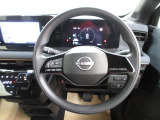 運転が楽しくなる明るく開放的な運転席まわりです。