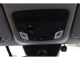 緊急通報ボタンが装備されています。ホンダコネクト対応。ご利用には、Honda Total Care プレミアムのご加入が必要です。