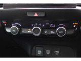 フルオートエアコンで車内はいつでも快適空間♪