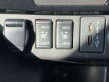 運転席・助手席シートがヒーター付きなので、寒い冬でも快適です♪