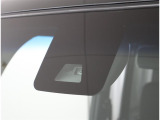 サポカーは、高齢運転者を含めたすべてのドライバーによる交通事故の発生防止・被害軽減対策の一環として、国が推奨する新しい自動車安全コンセプトです。詳しくは販売店スタッフまでおたずねください。