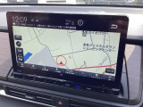 純正11.4インチナビです。フルセグTV・DVD再生可能!Bluetoothでお好きな音楽お聞きいただけます。