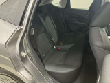 【後部座席】足元もゆったりしており、家族のお出かけも快適にドライブできます★