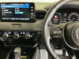 ホンダ純正メモリーナビ搭載なので、遠方へのドライブもお任せ下さい!ステアリング左手側にオーディオ関連のコントロールスイッチを配置しています。操作時は視線を逸らすことなく運転に集中できます
