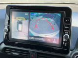 【アラウンドビューモニター】はまるで上から見ているような視点で周囲を確認できます!駐車が苦手な方でも安心して駐車できますね♪