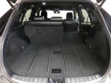 開口部の広いラゲージスペースは、ゴルフバックなどの荷物もラクラク積み込めます。