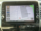 日産純正メモリーナビ付きで、遠くのお出かけの心強い味方です♪Bluetooth,CD,DVD装備で色々な音楽ソースが楽しめ直感的に操作できるタッチパネル♪