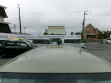 ルーフも綺麗なお車です。当店お勧めです。