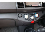 中古車だからボディーコーティングがおすすめ!下地処理が重要なコーティングはもちろんプロの施工でピカピカに仕上げます。濃色車は親水性、淡色車は撥水性のものがオススメ!