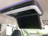 ホンダ純正 リア席モニター ルーフ取付タイプ VM-231FEです!大迫力の15.6インチのフルHD液晶モニター、リモコン付きです!テレビやDVDなどの映像を楽しめます。便利なLEDランプ付です。