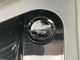プッシュエンジンスタートでラクラクエンジンの始動ができます。