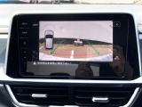 前後パーキングセンサー&リアビューカメラで、車庫入れも安心です。パーキングセンサーは音だけでなくモニターで接近情報を確認出来てより安心です。