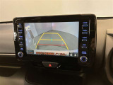 バックカメラが付いているので後方確認が非常にしやすいです。今や運転初心者も熟練者も必須装備!ついていて損はないですね♪