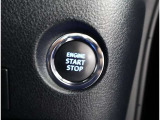 イモビライザー内蔵のスタートシステム。