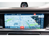 ポルシェ純正PCMナビ搭載です。