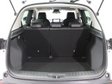 リアシートの後方に日常生活には充分なラゲッジスペースがあります