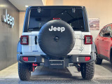 リアから見てもJeepだとすぐに分かります。