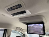 後席モニター・後席エアコン付いてます。