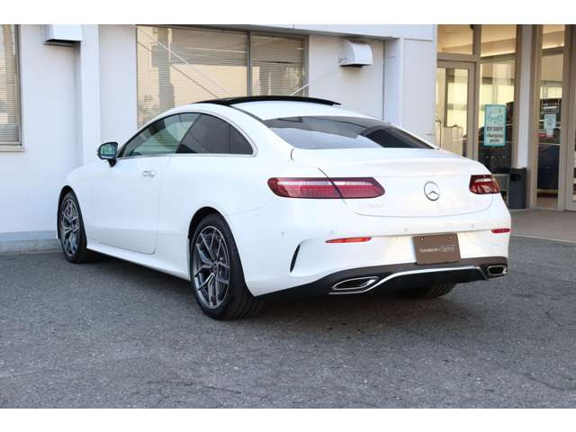 メルセデス・ベンツ Eクラスクーペ E200 スポーツ (BSG搭載モデル) の