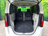 後席を格納すると、これだけの広さが!シーンに合わせたシートアレンジで、大きな荷物も積むことが出来ます♪