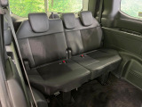 3列目シートはもちろん状態良好☆大人でもゆったりと座って頂けますので、大人数でのお出かけもラクラクです♪ご家族で、気の知れた仲間で、ドライブに行くのが楽しみですね♪