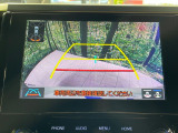 【バックカメラ】駐車時に後方がリアルタイム映像で確認できます。大型商業施設や立体駐車場での駐車時や、夜間のバック時に大活躍!運転スキルに関わらず、今や必須となった装備のひとつです!