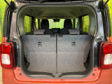 普段のお買い物や通勤、送迎等に十分な荷室スペースを確保しております。セカンドシートを倒すと、大きな荷物の積載も可能です♪