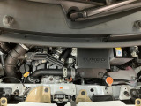 納車前に弊社で点検整備(車検整備)と消耗品部品のエンジンオイル、オイルフィルター、ワイパーゴム、バッテリーを交換いたします。その他の消耗品部品は当社ディーラー整備士の判断により交換いたします!