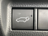 【パワーバックドア】スマートキーや運転席のボタンを押すだけでリアゲートが自動で開閉します!荷物を持っている時や、高い位置にあるバックドアを閉める際に便利な機能です♪