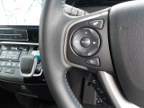 ハンドルでオーディオ操作が可能なのは嬉しいポイント♪カーライフが充実します!
