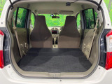 後席を格納すると、これだけの広さが!シーンに合わせたシートアレンジで、大きな荷物も積むことが出来ます♪