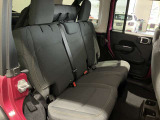 【リアシート】シートの状態良好です。