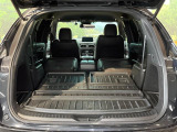 後席を格納すると、これだけの広さが!シーンに合わせたシートアレンジで、大きな荷物も積むことが出来ます♪