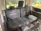 3列目シートはもちろん状態良好☆大人でもゆったりと座って頂けますので、大人数でのお出かけもラクラクです♪ご家族で、気の知れた仲間で、ドライブに行くのが楽しみですね♪