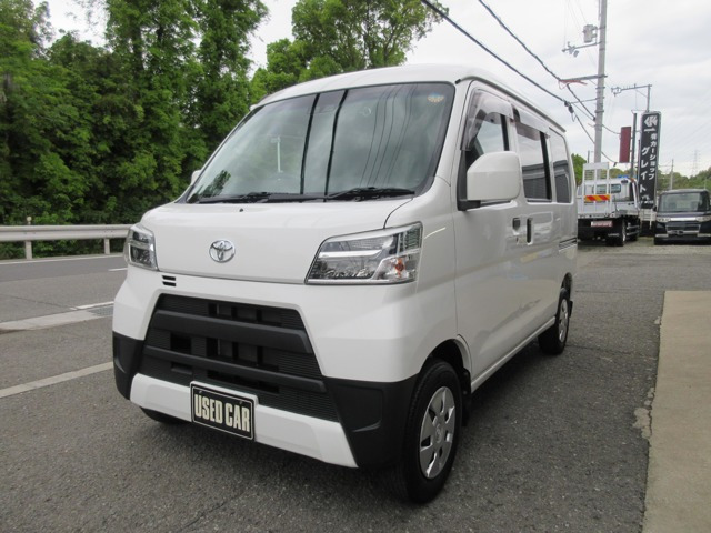 トヨタ ピクシスバン 