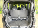普段のお買い物や通勤、送迎等に十分な荷室スペースを確保しております。セカンドシートを倒すと、大きな荷物の積載も可能です♪