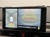 【パノラマモニター】車両周囲を上から見下ろしたような映像を表示。正確なモニタリングが可能になり、駐車時・幅寄せをアシストします!