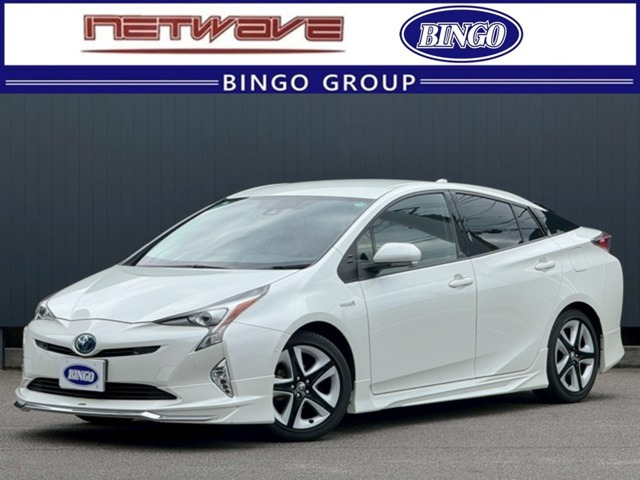 トヨタ プリウス 