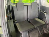 3列目シートはもちろん状態良好☆大人でもゆったりと座って頂けますので、大人数でのお出かけもラクラクです♪ご家族で、気の知れた仲間で、ドライブに行くのが楽しみですね♪