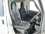【運転席・助手席】内装ルームクリーニング済みです。しっかり綺麗にしていますので、是非、お確かめください。車に自信があるからこそ、是非一度ご来店頂き内外装も見てもらえると幸いです。