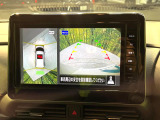 【アラウンドビューモニター】専用のカメラにより、上から見下ろしたような視点で360度クルマの周囲を確認することができます☆死角部分も確認しやすく、狭い場所での切り返しや駐車もスムーズに行えます。