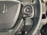クルーズコントロールを装備しています。高速道路などで一定の速度で走ってくれるので運転が楽ですよ!速度を設定できますので、スピードの出しすぎにも注意できます。