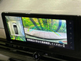 【アラウンドビューモニター】専用のカメラにより、上から見下ろしたような視点で360度クルマの周囲を確認することができます☆死角部分も確認しやすく、狭い場所での切り返しや駐車もスムーズに行えます。