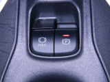 電動パーキングブレーキを装備しております。