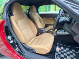 運転席シート廻りは使用感も少なく、良好な状態となっています。丁寧に使われていたことがよくわかりますね。